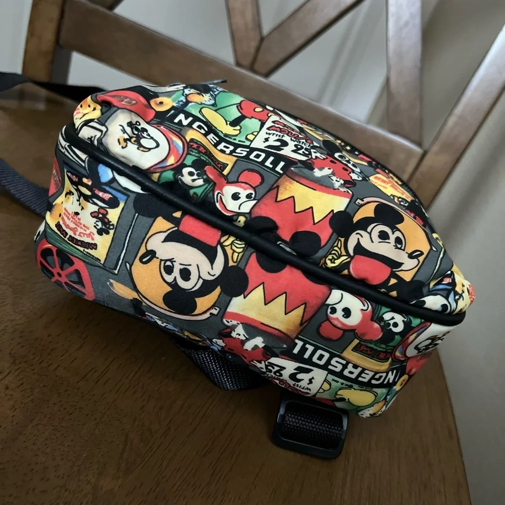 Mickey Mouse Mini Backpack - Picture 3 of 6